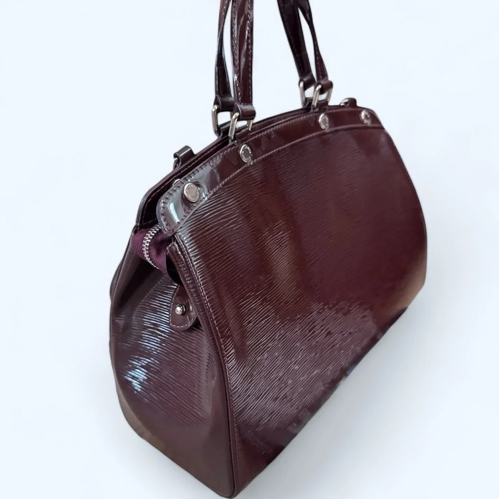 Auth. Louis Vuitton 2011 Bordeaux Electric Epi Brea MM Bag (COA)